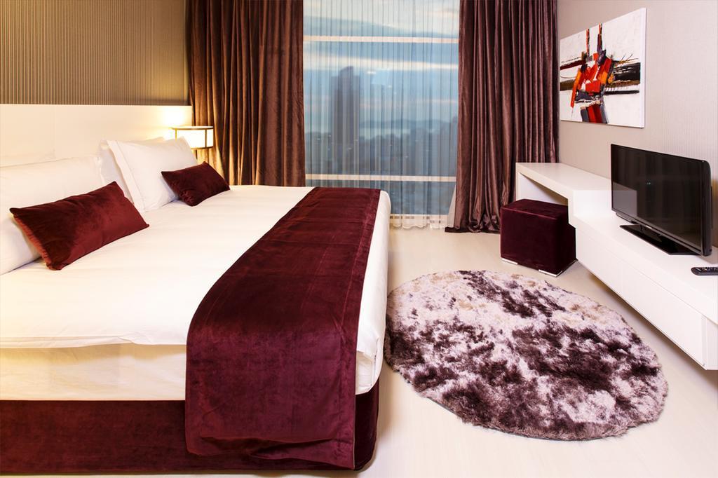 Flora Suites Atasehir Истанбул Екстериор снимка